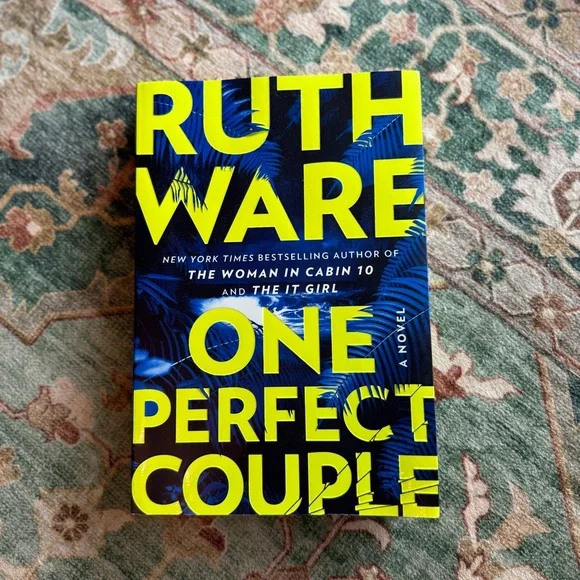 One Perfect Couple by Ruth Ware - Picture 1 of 4
